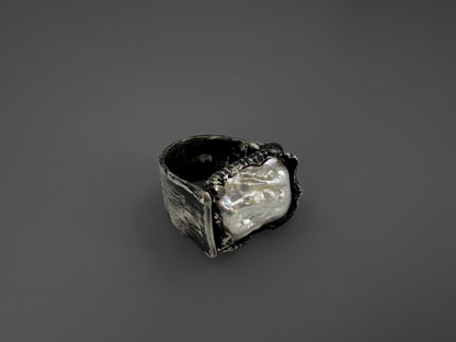 Large Pearl Silver Ring