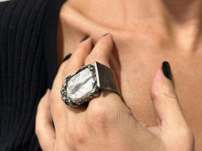 Large Pearl Silver Ring